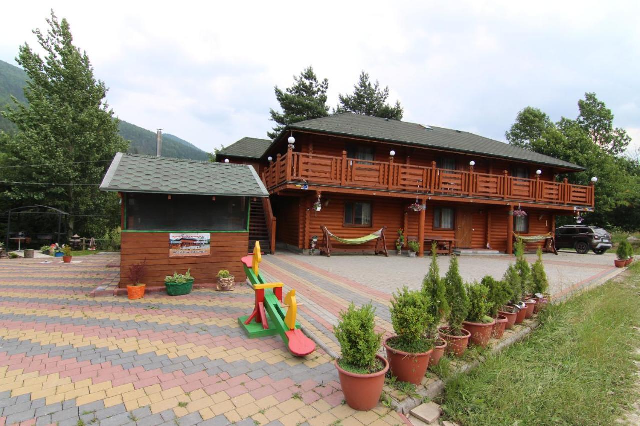мини колибри Aparthotel Tatariv